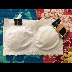 Strapless bandeau bra